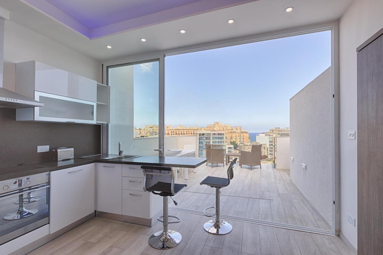 Ferienwohnung The Penthouse San Ġiljan Exterior foto