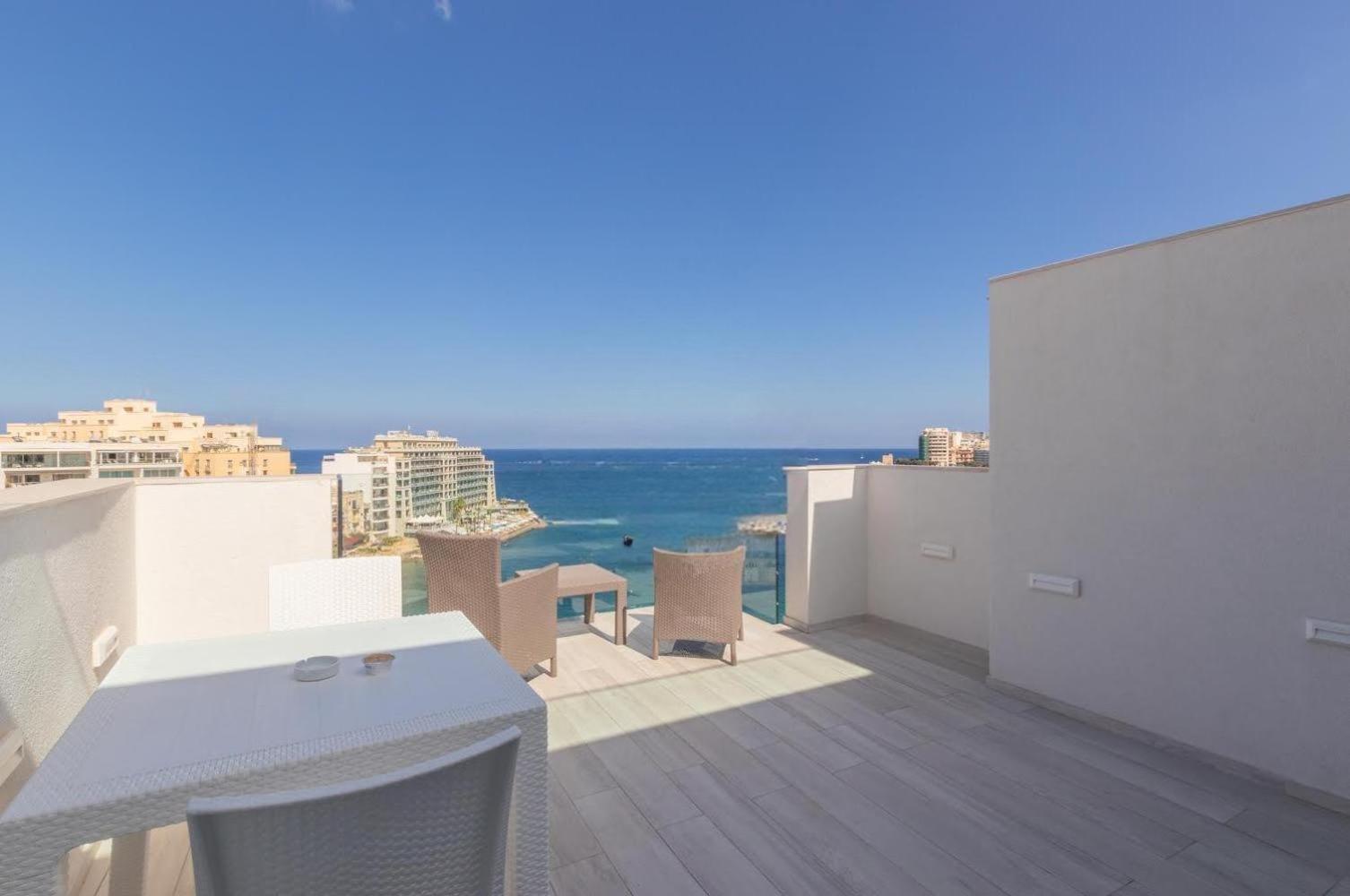 Ferienwohnung The Penthouse San Ġiljan Exterior foto